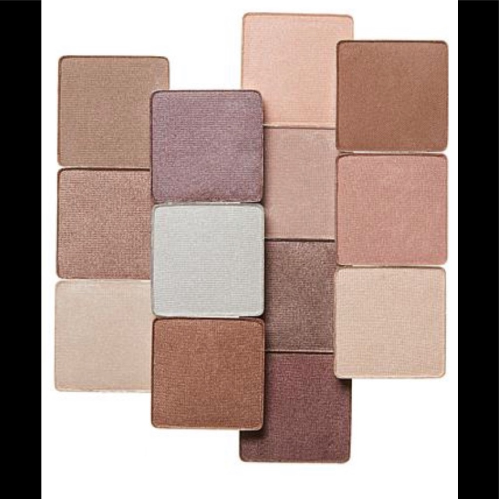 COPY - 💯Trish Mc Evoy  Eyeshadow Definer Refill- Small